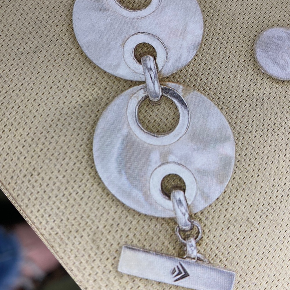 SILPADA B1694. Mother of Pearl & Sterling Silver bracelet. -7”